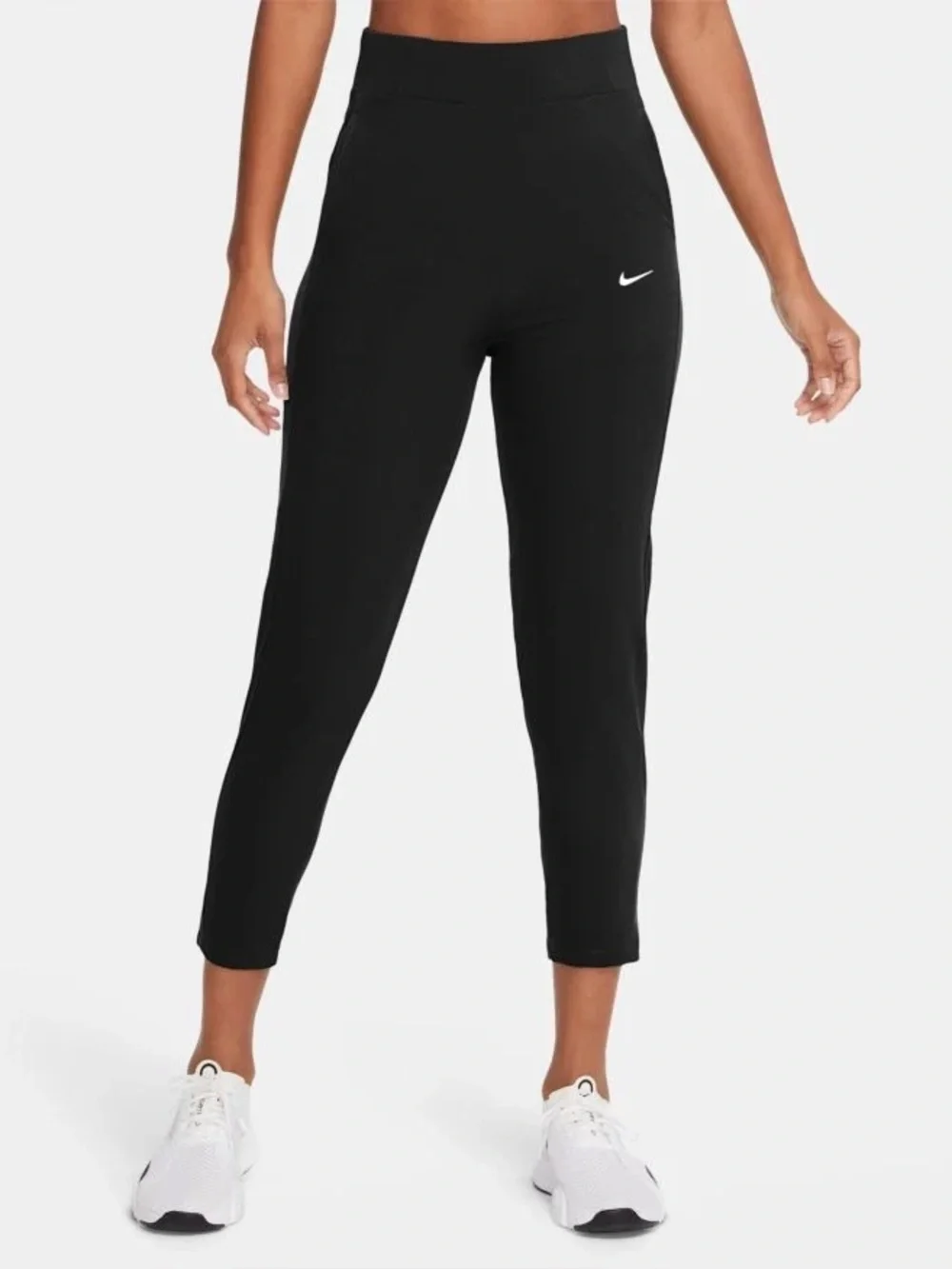 Nike Dri-Fit Bliss Victory Mid-Rise Training Pant